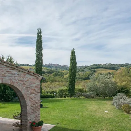 Casale Dei 12, Emma *