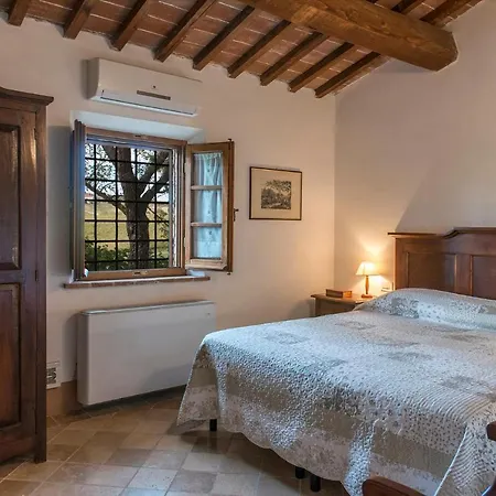 Casale Dei 12, Emma Villa *